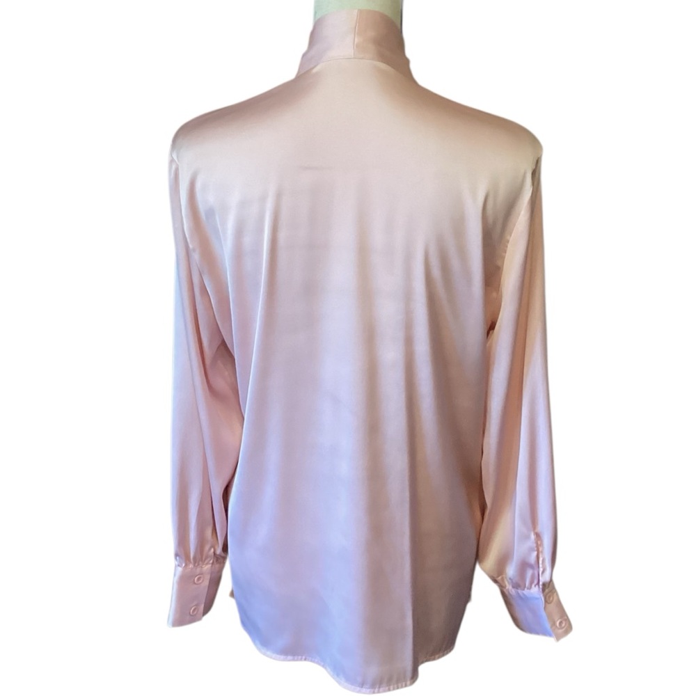 Escalier Pale Pink Tie Neck Long Sleeve Silky Blouse Size Medium - Picture 10 of 13
